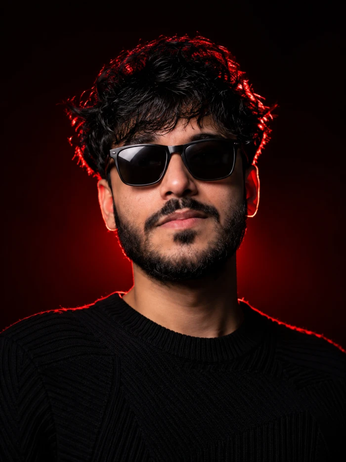 Dark Luxury Red Studio sample