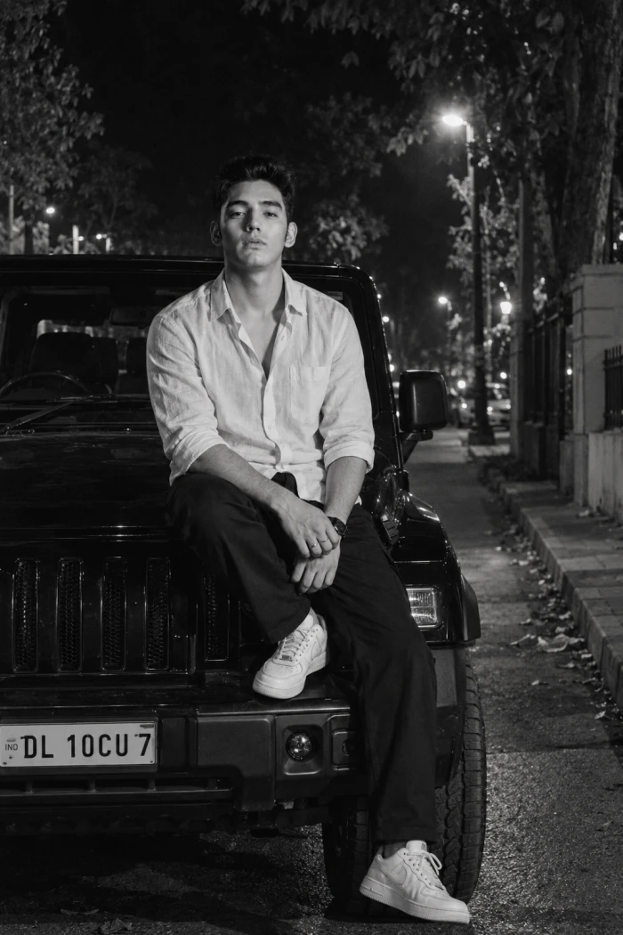 Night SUV Street Portrait sample